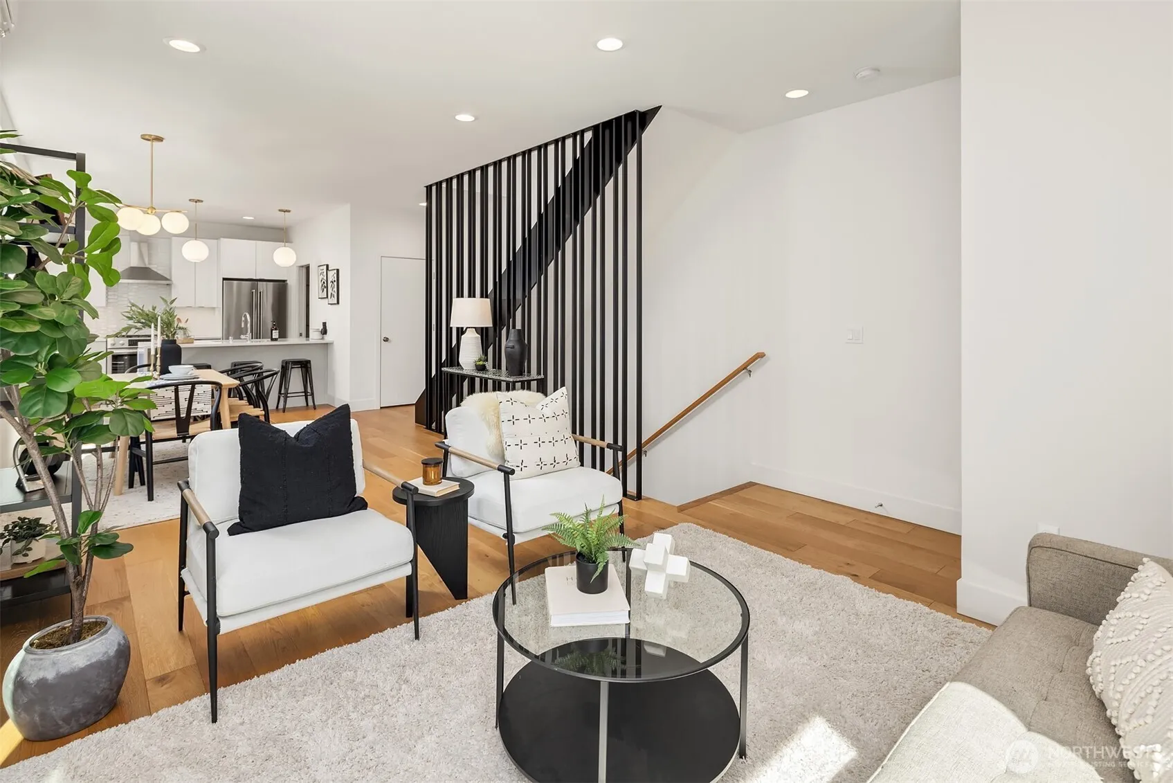 Property photo for 2344 W Plymouth Street #b, Seattle photo 5