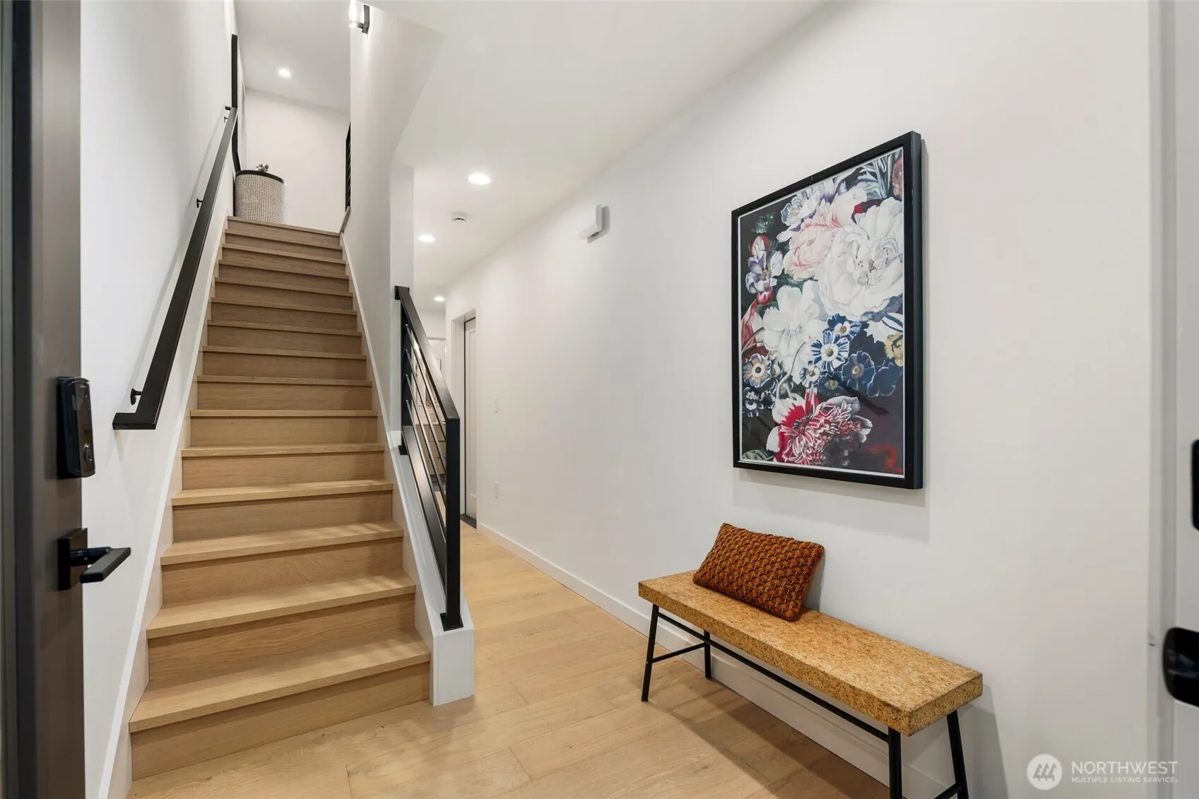 Property photo for 4121 A Chilberg Avenue Sw, Seattle photo 2