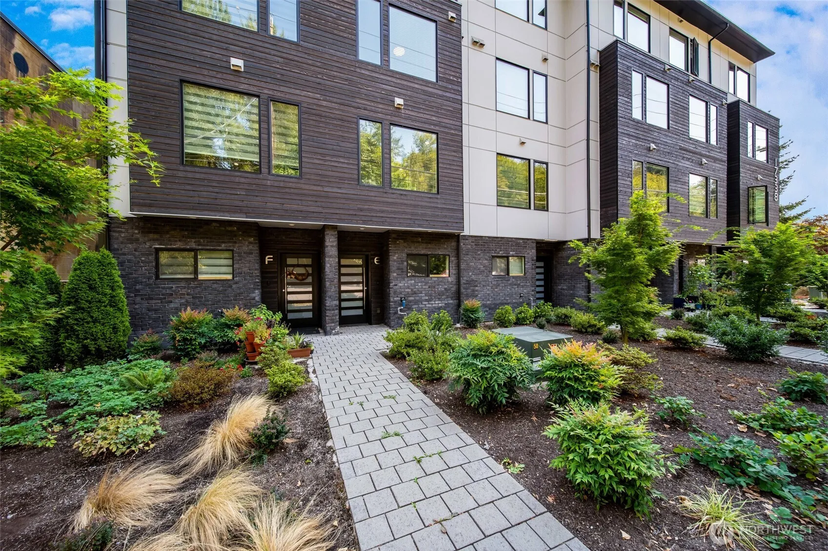 Property photo for 17338 Bothell Way Ne #e, Bothell