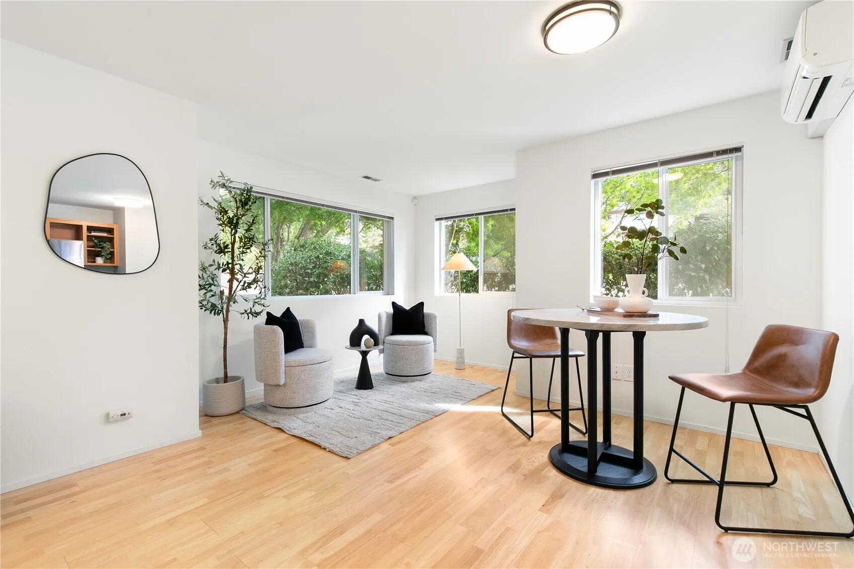 Property photo for 303 Nw 56th Street, Seattle photo 5