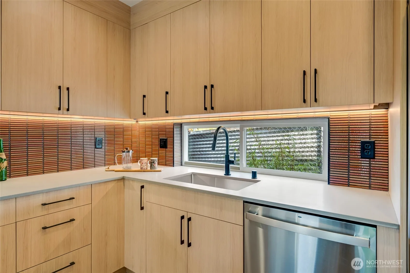 Property photo for 5427 25th Avenue Sw, Seattle photo 5