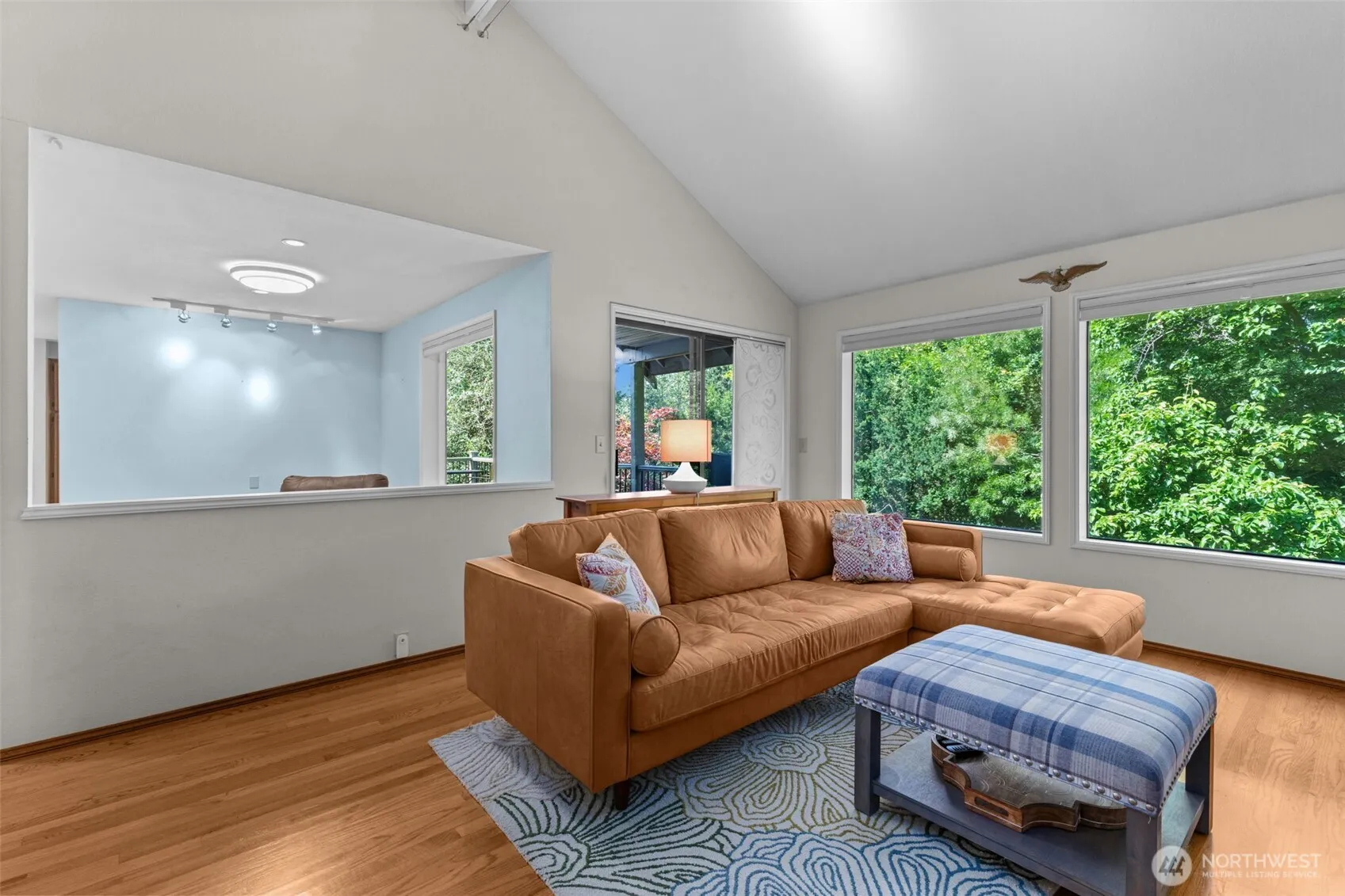Property photo for 13731 2nd Avenue Nw, Seattle photo 3