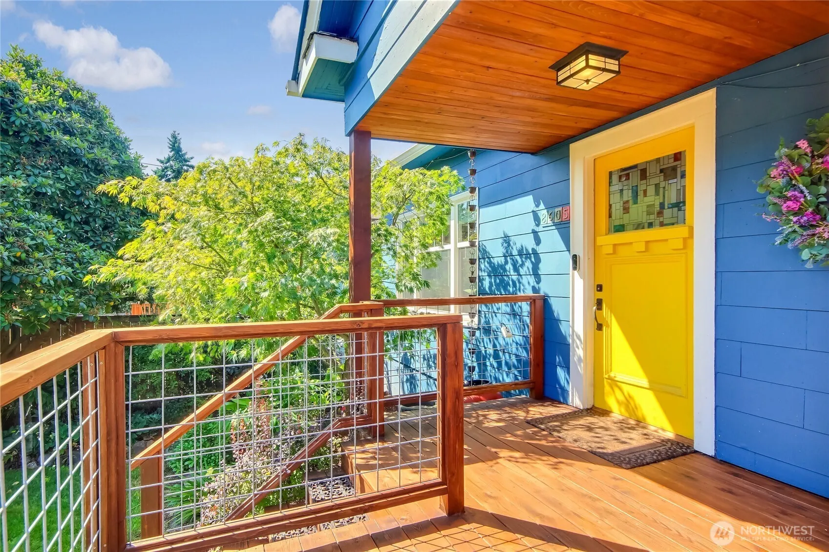 Property photo for 8605 Wallingford Avenue N, Seattle photo 4