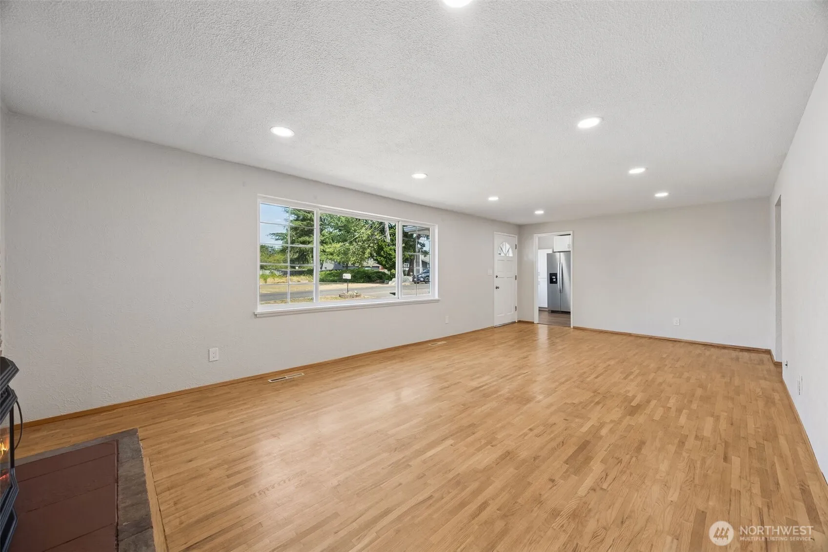 Property photo for 130 115th Street E, Tacoma photo 4