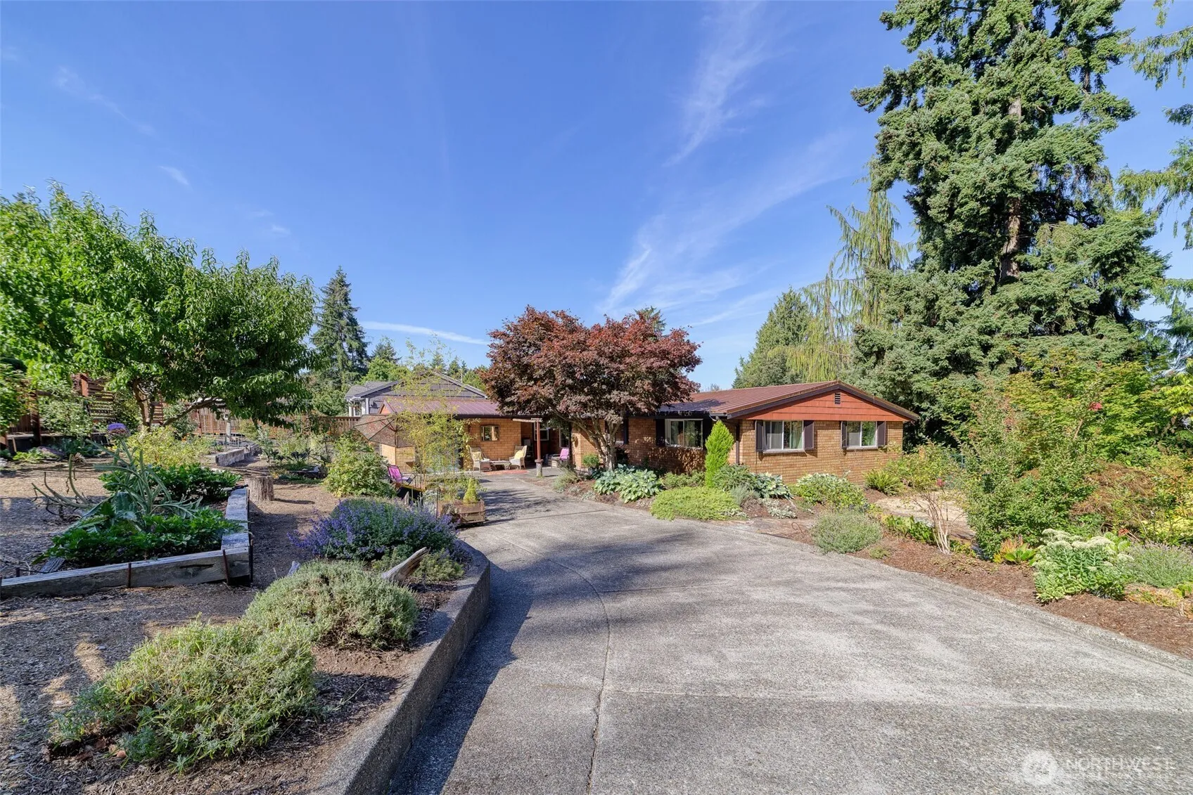 Property photo for 404 Sw 182nd Street, Normandy Park