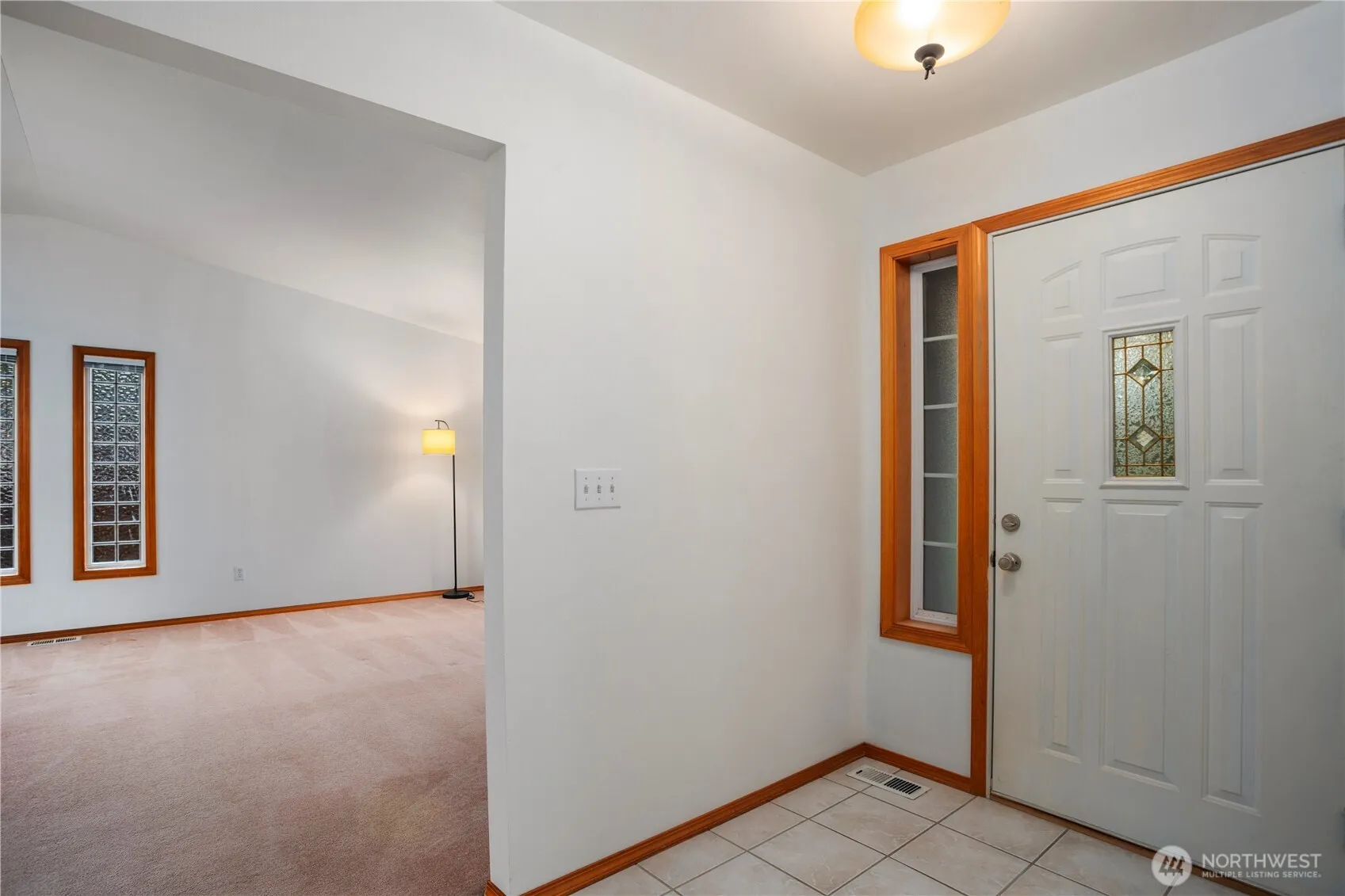 Property photo for 1915 135th Street Ct E, Tacoma photo 3