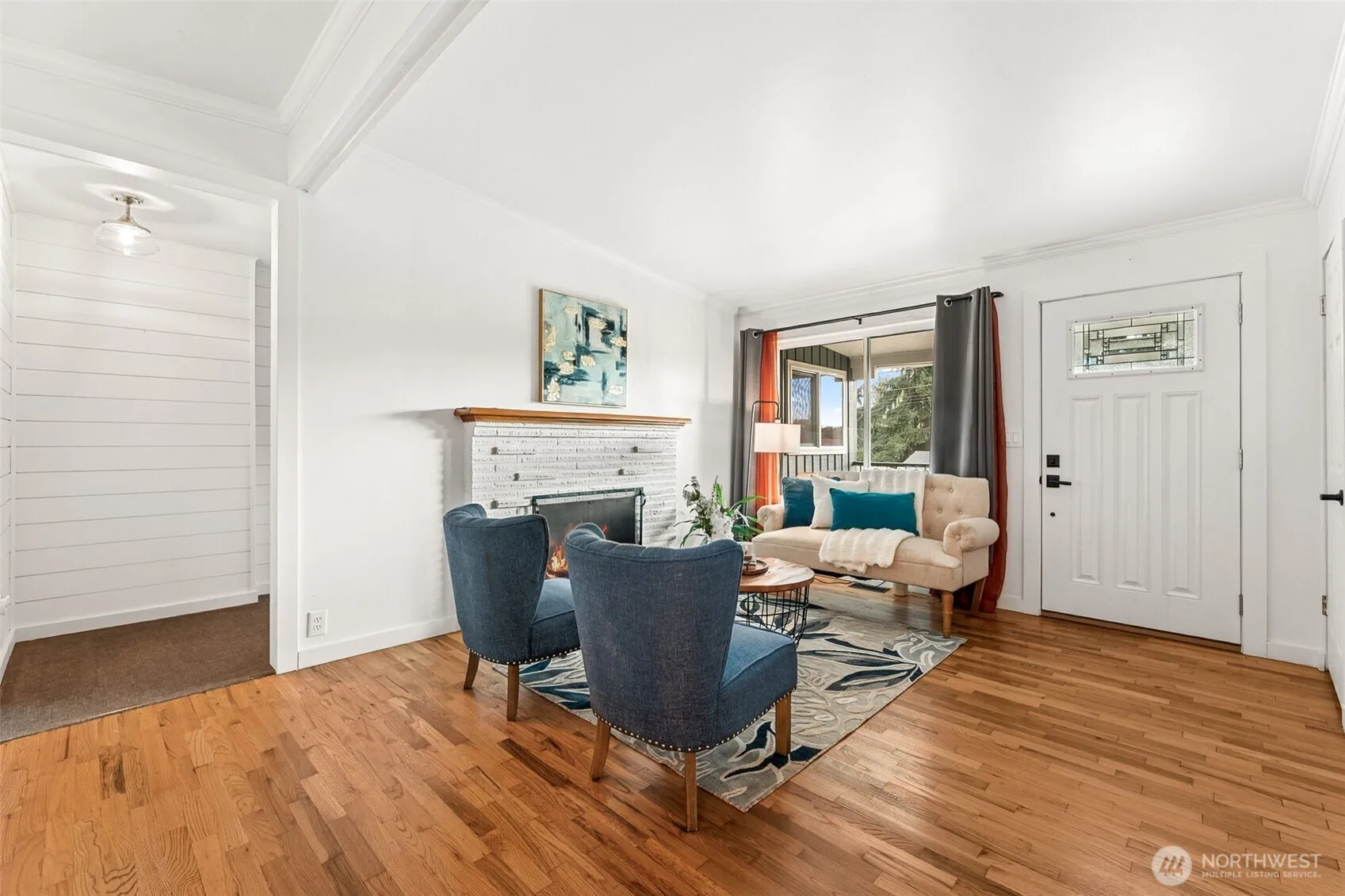 Property photo for 10705 11th Avenue Sw, Seattle photo 5