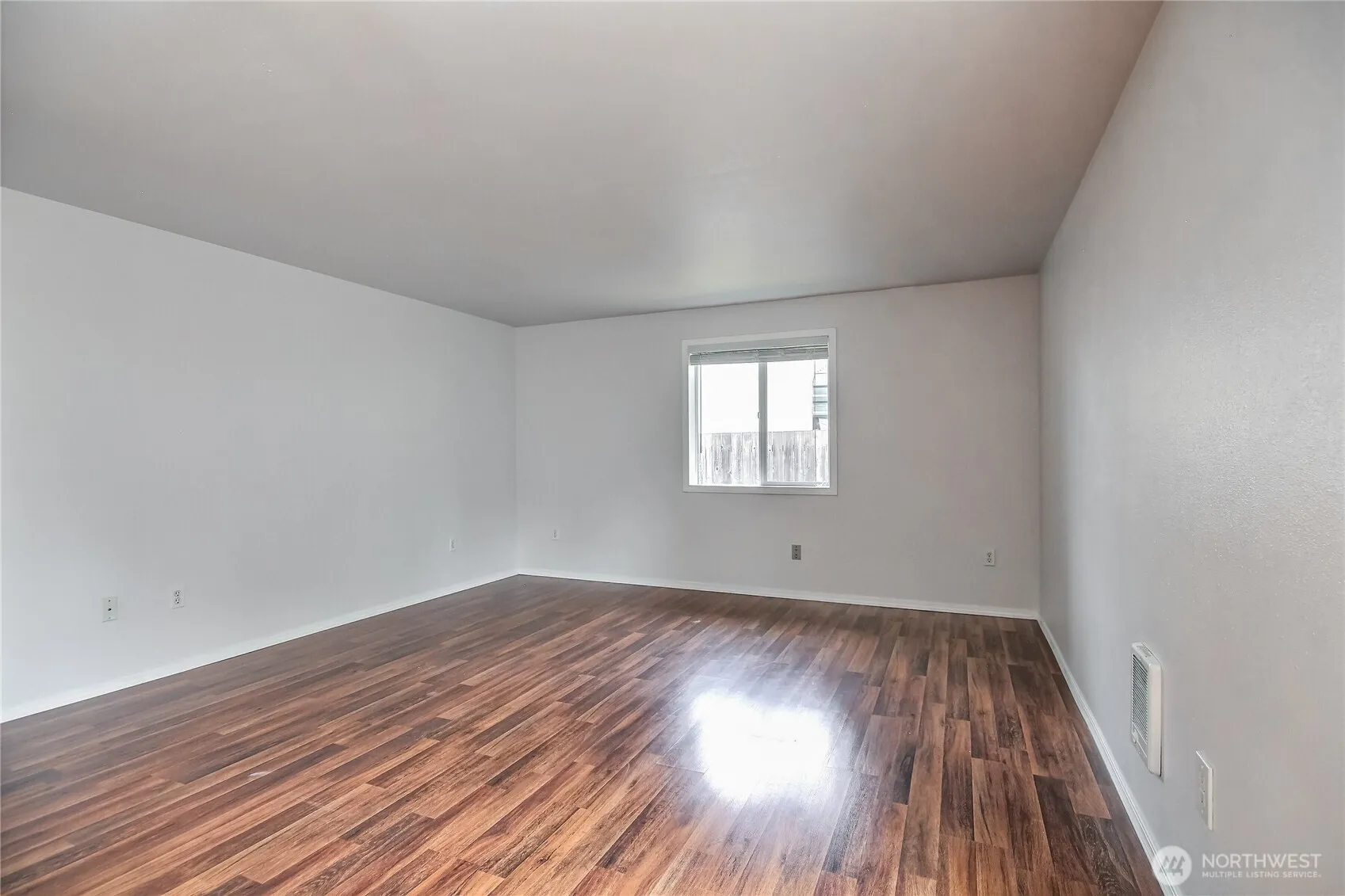 Property photo for 769 113th Street S, Tacoma photo 5