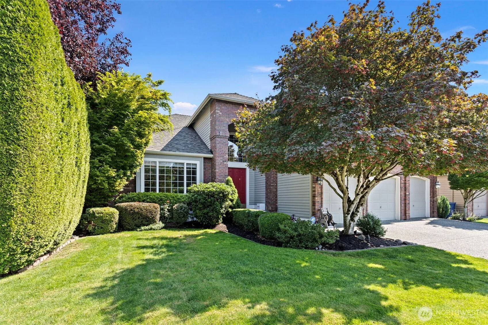 Property photo for 20807 40th Drive Se, Bothell photo 2