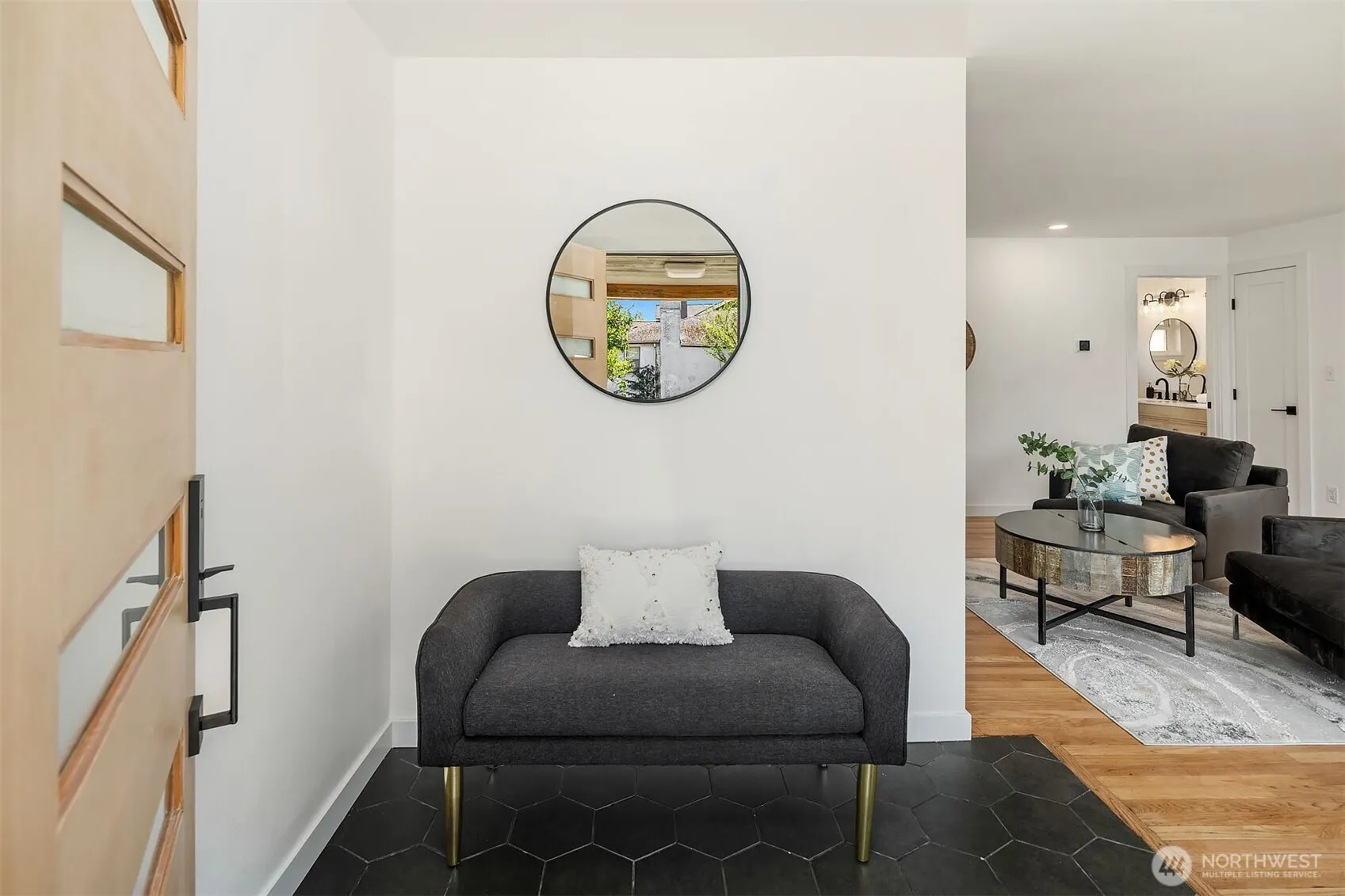 Property photo for 1704 Ne 68th Street, Seattle photo 3
