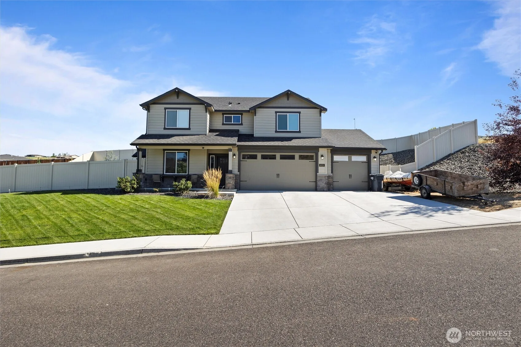 Property photo for 4019 Queen Street, West Richland
