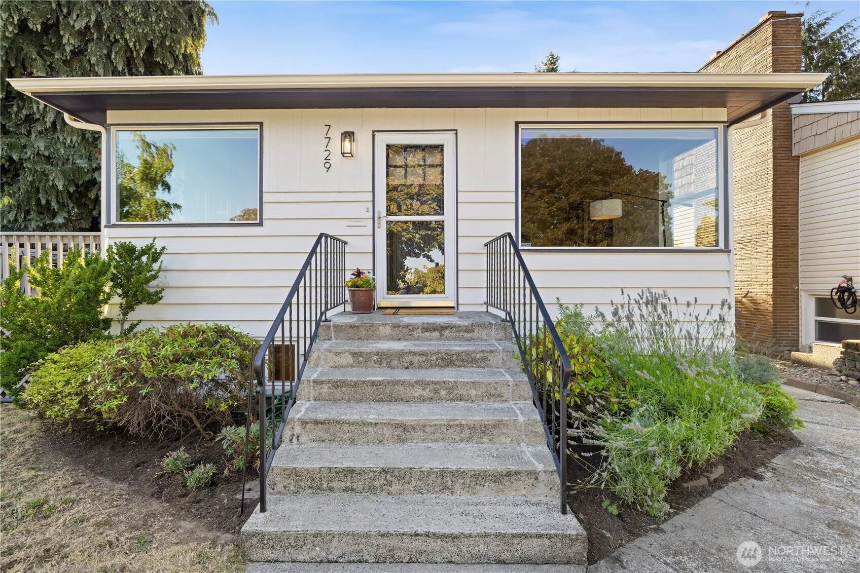 Property photo for 7729 30th Avenue Sw, Seattle