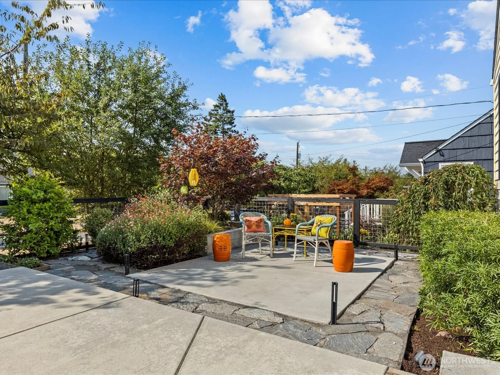 Property photo for 602 Nw 49th Street, Seattle photo 4