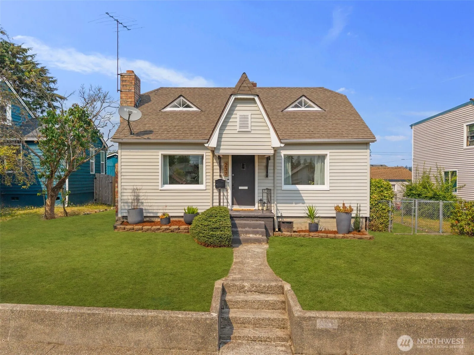 Property photo for 237 S 60th Street, Tacoma