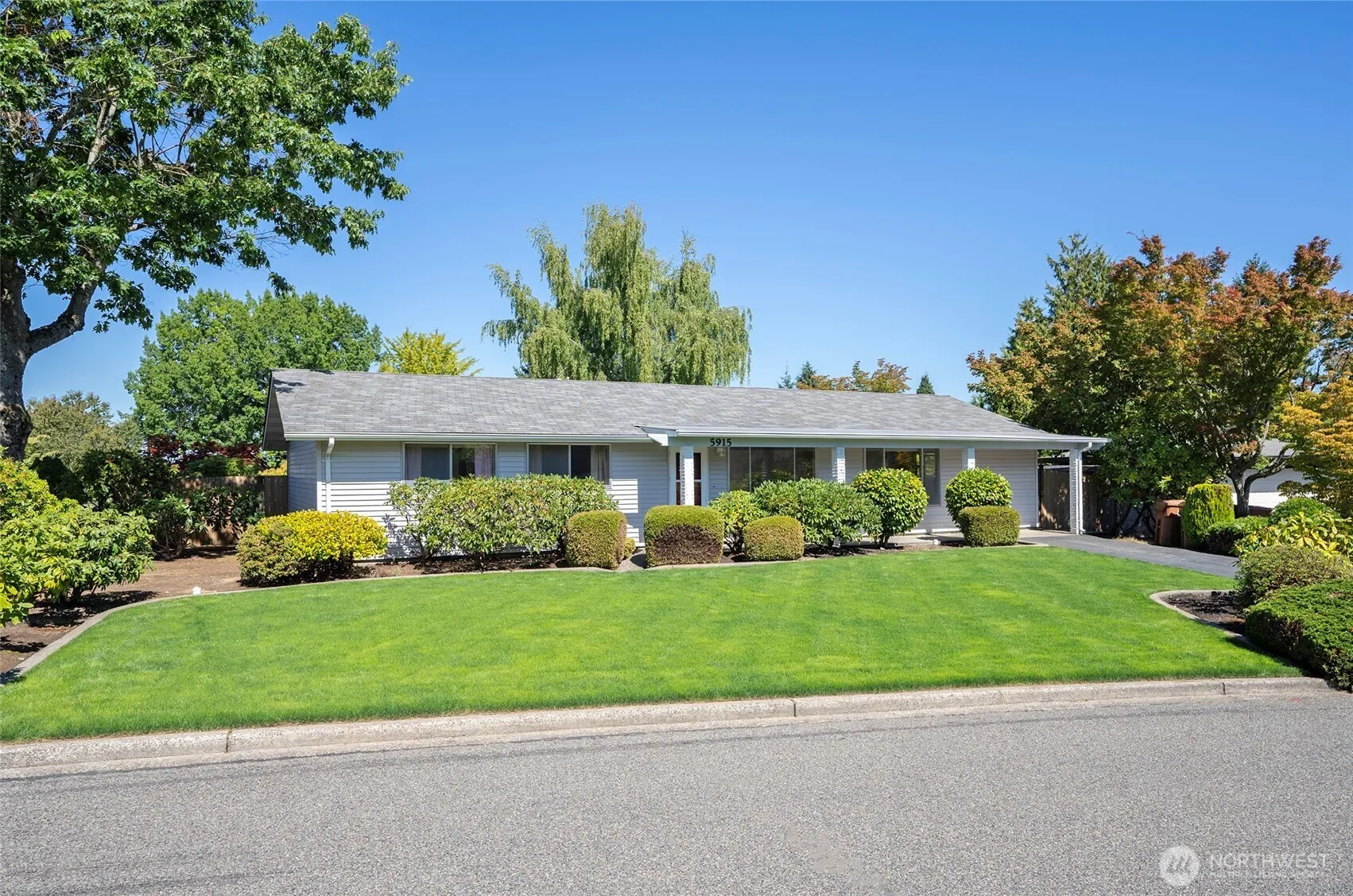 Property photo for 5915 N 32nd Street, Tacoma photo 3