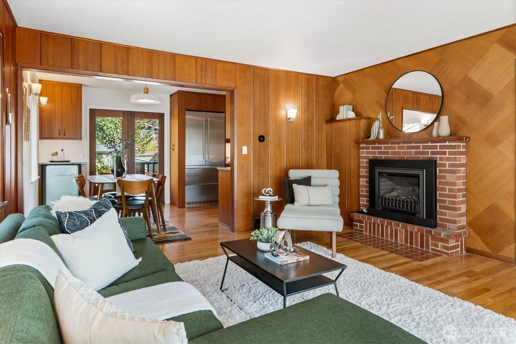 Property photo for 10046 Mary Avenue Nw, Seattle photo 2