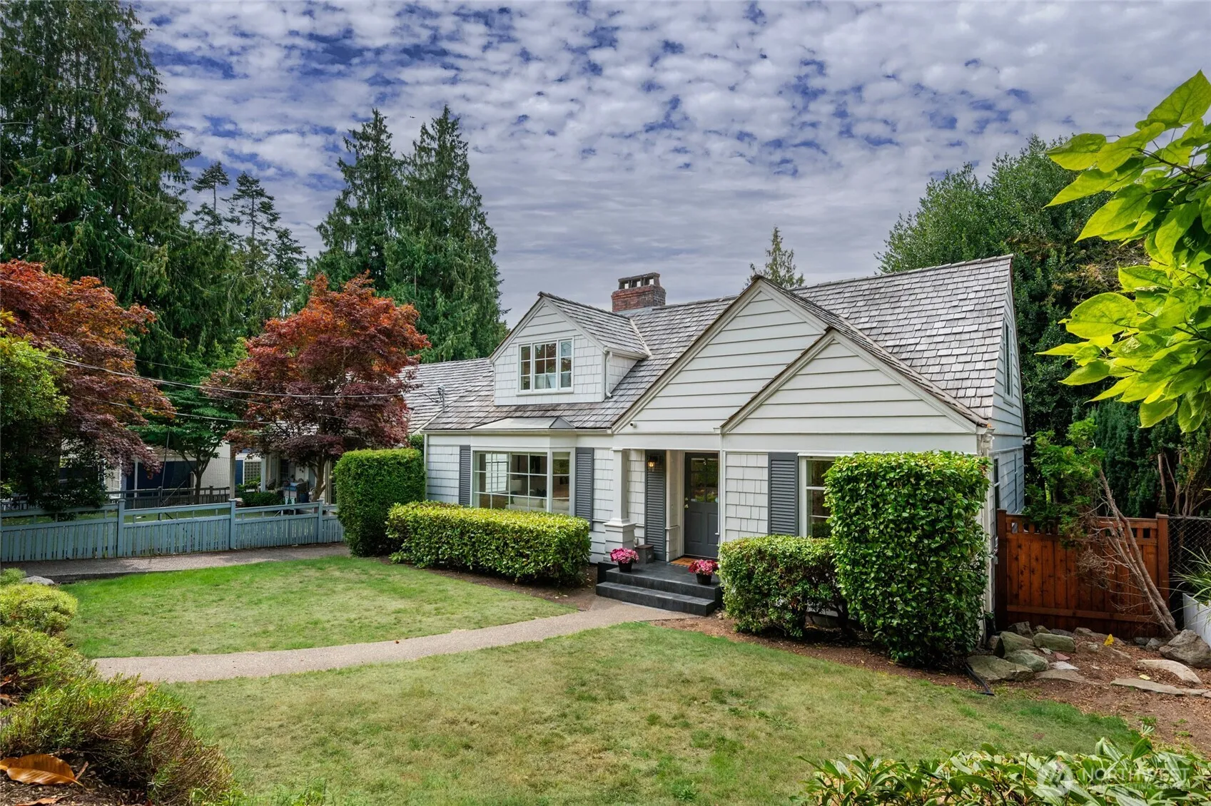 Property photo for 3615 43rd Avenue W, Seattle photo 3
