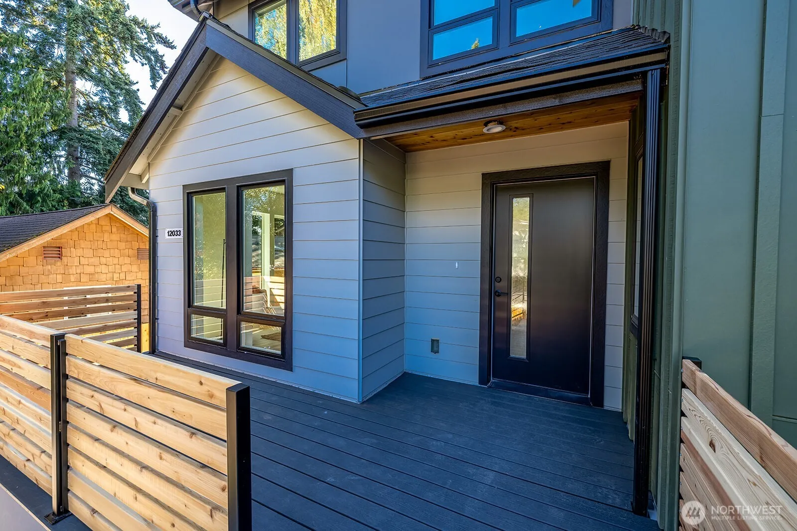 Property photo for 12033 40th Avenue Ne #a, Seattle photo 2