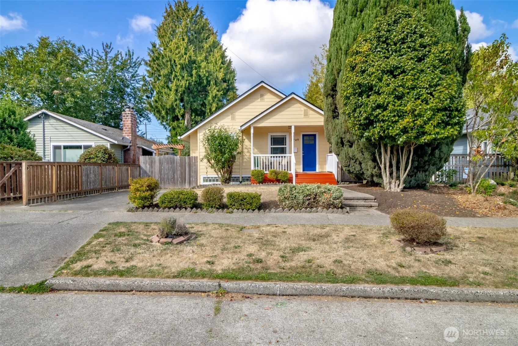 Property photo for 7749 17th Avenue Sw, Seattle photo 3