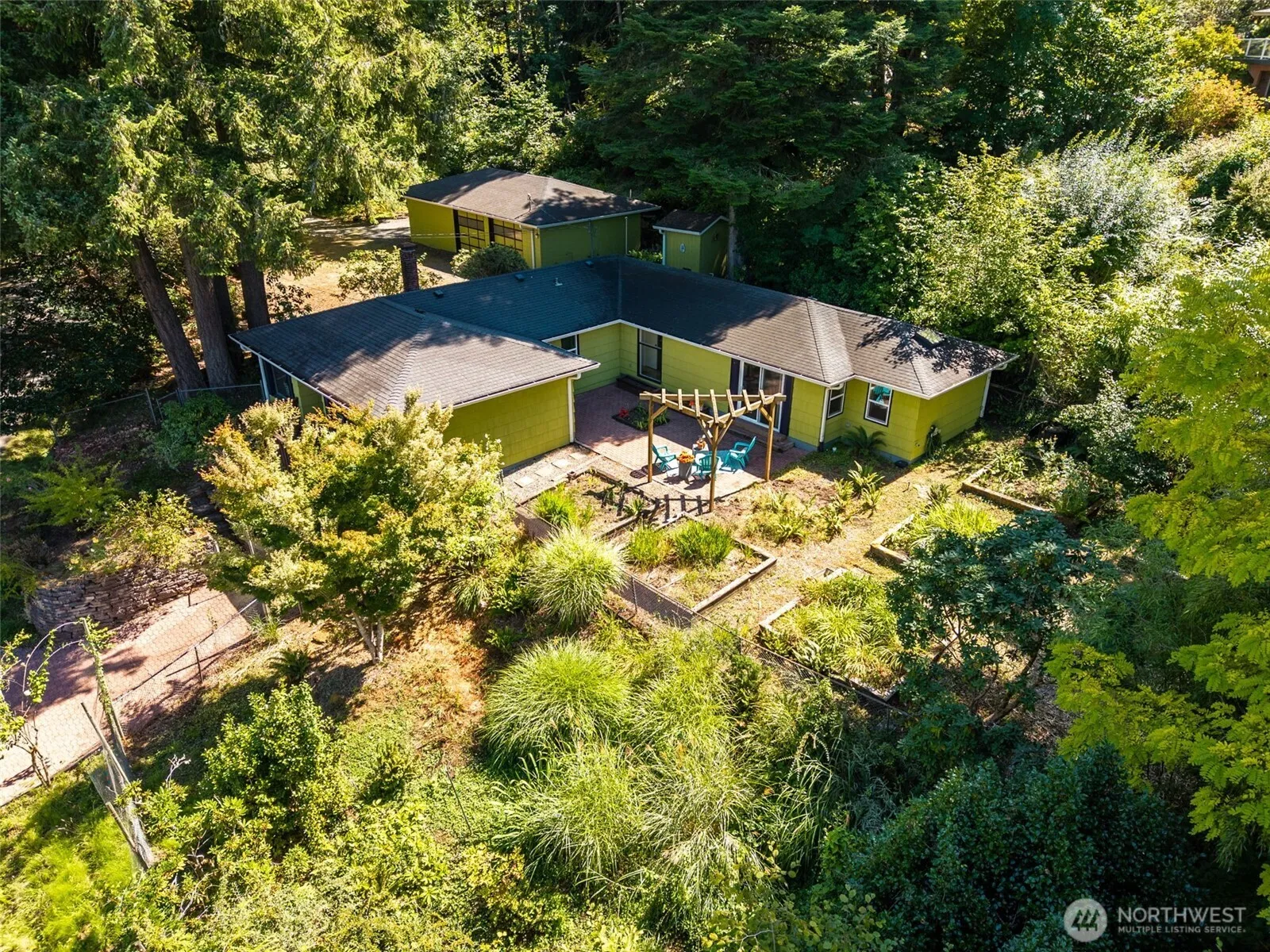Property photo for 3411 Sunset Beach Drive Nw, Olympia photo 4
