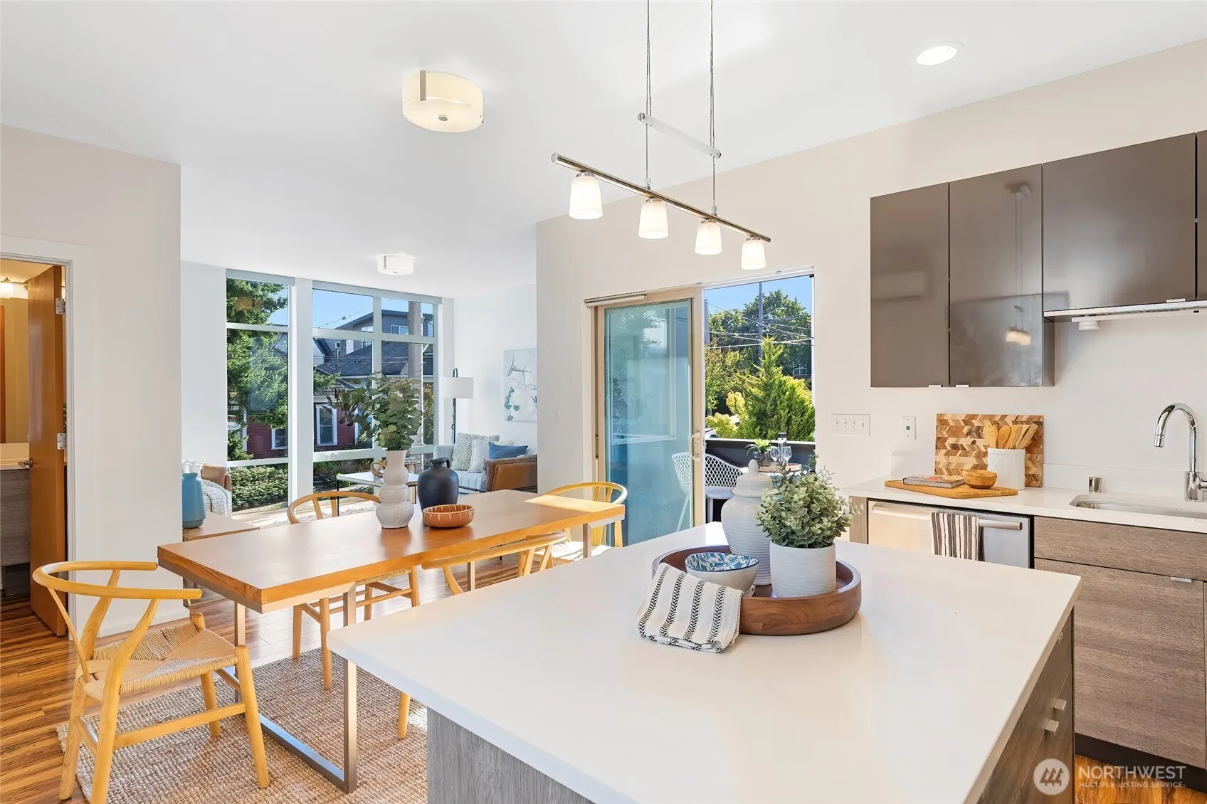 Property photo for 2510 S Dearborn Street, Seattle photo 4