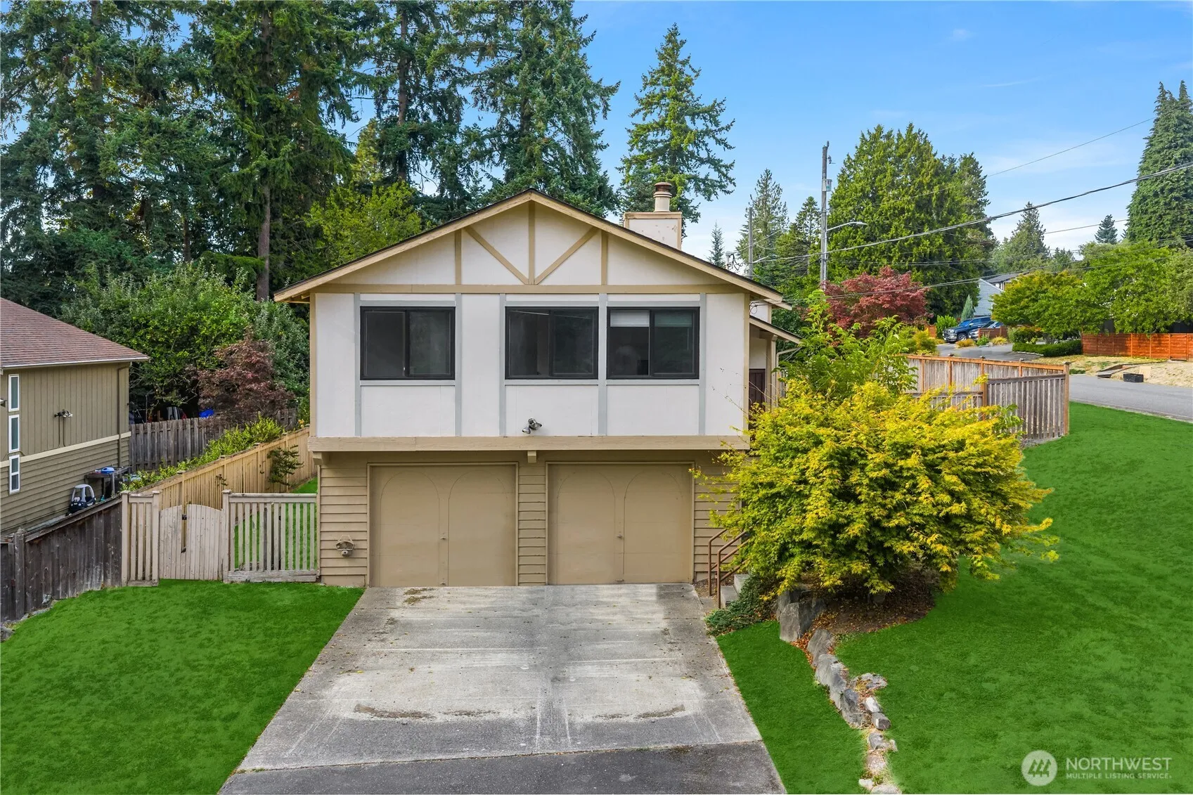 Property photo for 11503 Bartlett Avenue Ne, Seattle photo 3