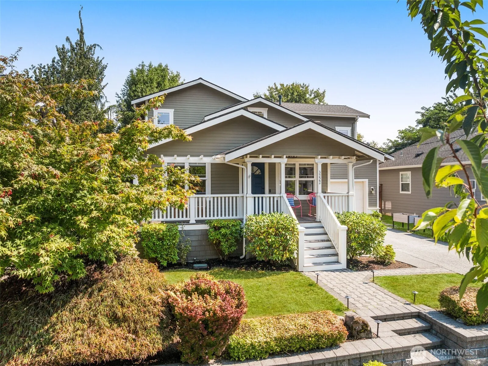 Property photo for 3222 39th Avenue Sw, Seattle