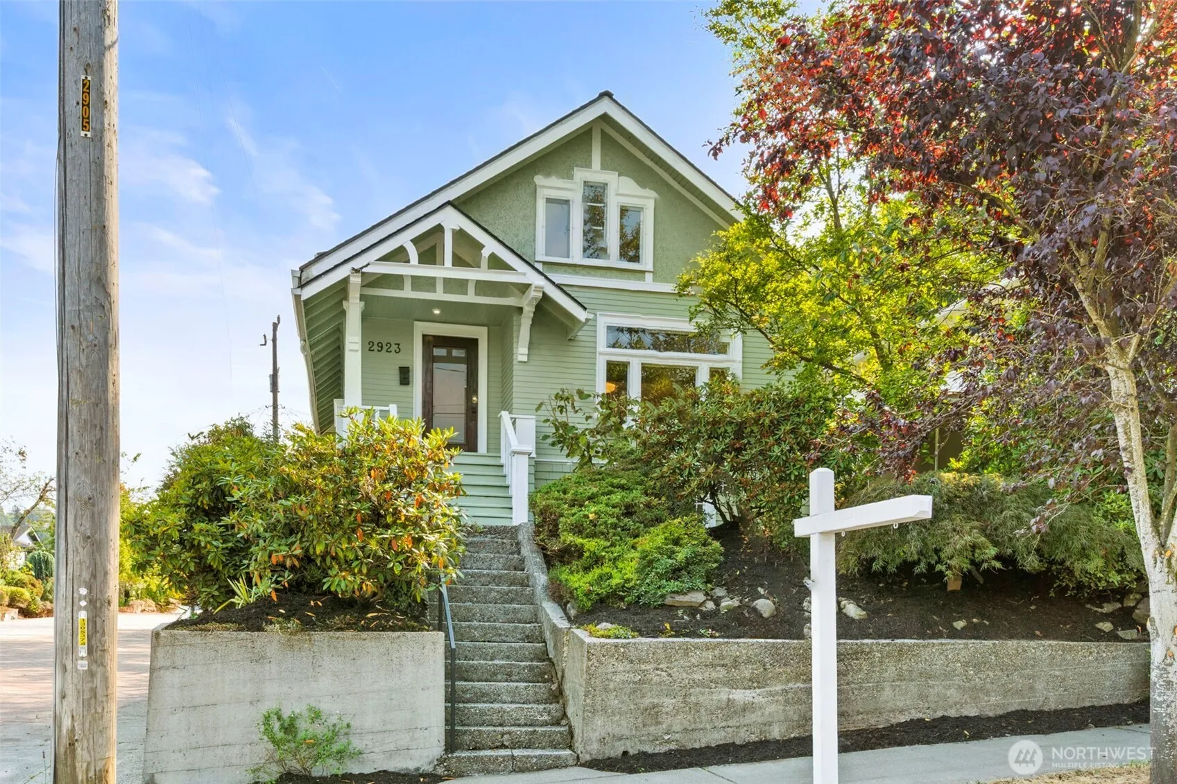 Property photo for 2923 E Harrison Street, Seattle photo 2