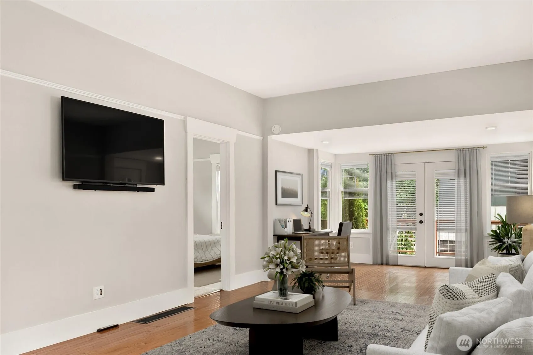 Property photo for 4321 Sw Beveridge Place, Seattle photo 5