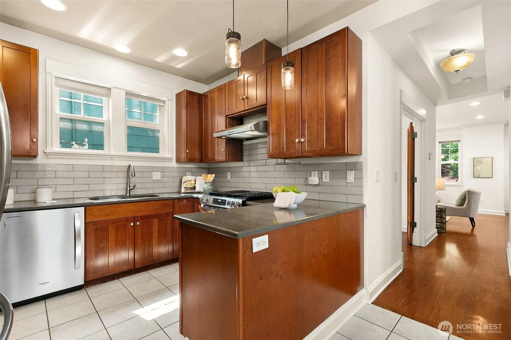 Property photo for 3526 Cheasty Boulevard S, Seattle photo 4