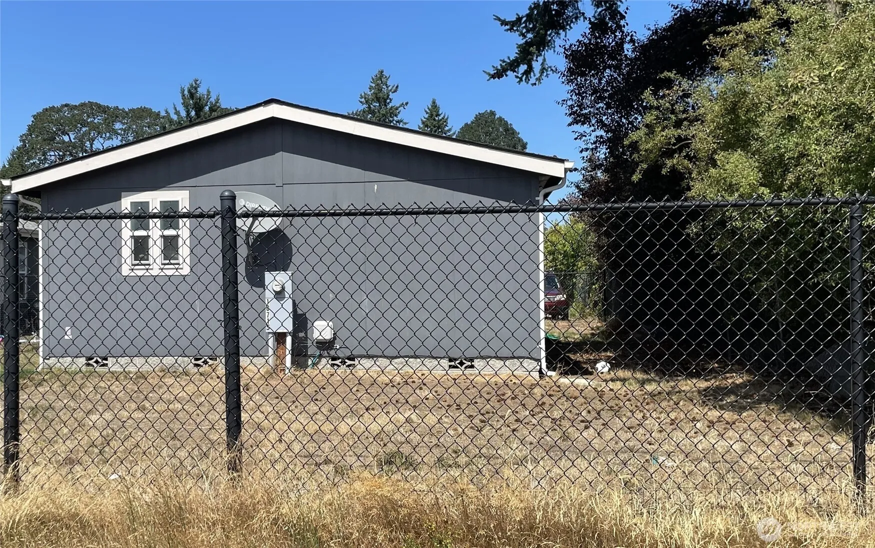 Property photo for 10715 9th Avenue Ct S, Tacoma photo 2