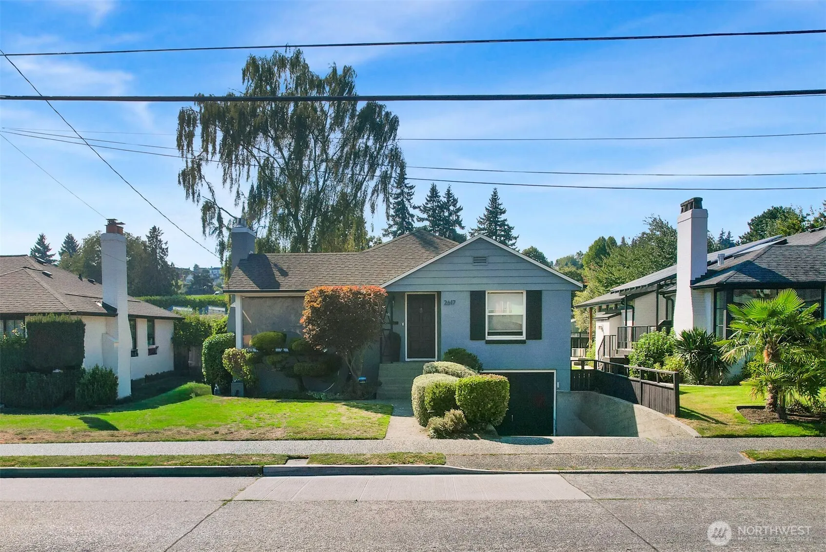Property photo for 2617 32nd Avenue W, Seattle photo 2
