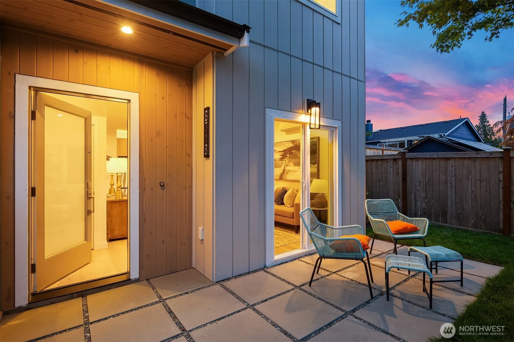 Property photo for 6718 Dibble Avenue Nw, Seattle photo 2
