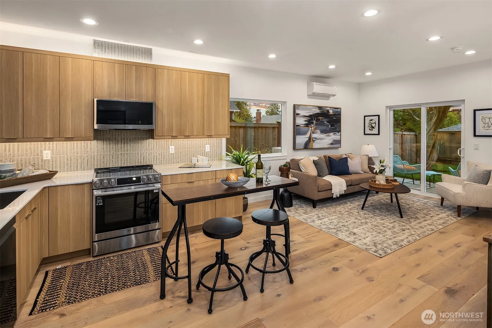 Property photo for 6718 Dibble Avenue Nw, Seattle photo 5