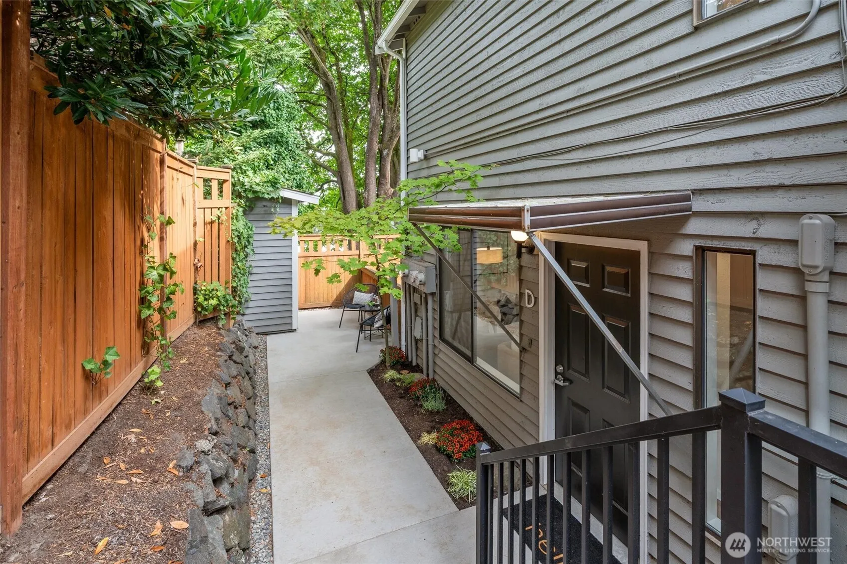 Property photo for 202 25th Avenue E #d, Seattle