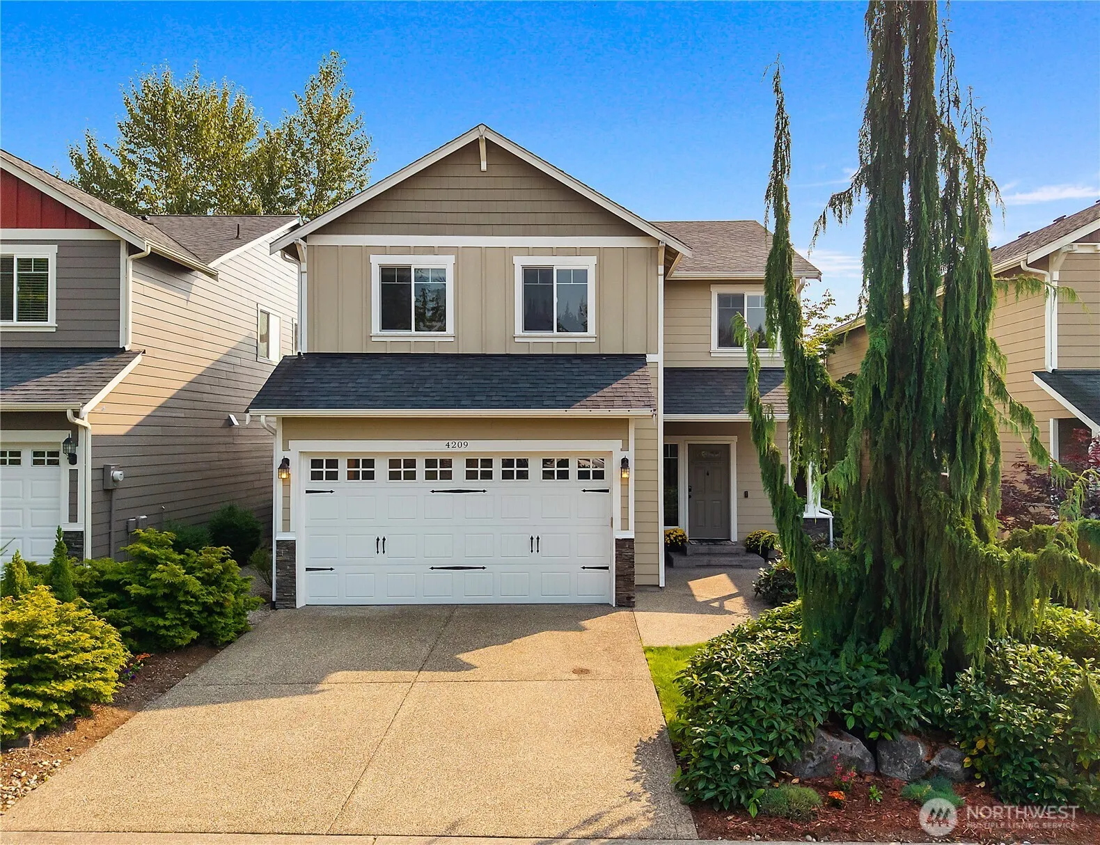 Property photo for 4209 3rd Avenue Nw, Olympia
