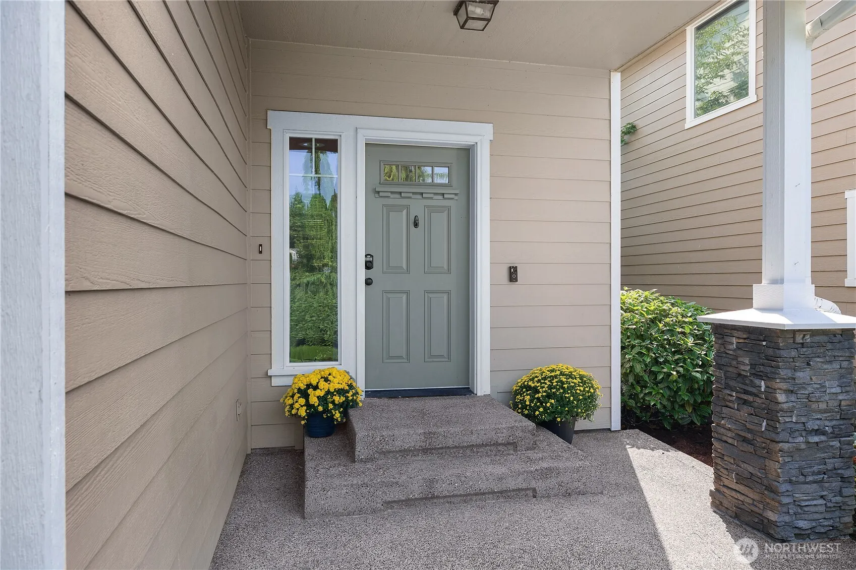 Property photo for 4209 3rd Avenue Nw, Olympia photo 4