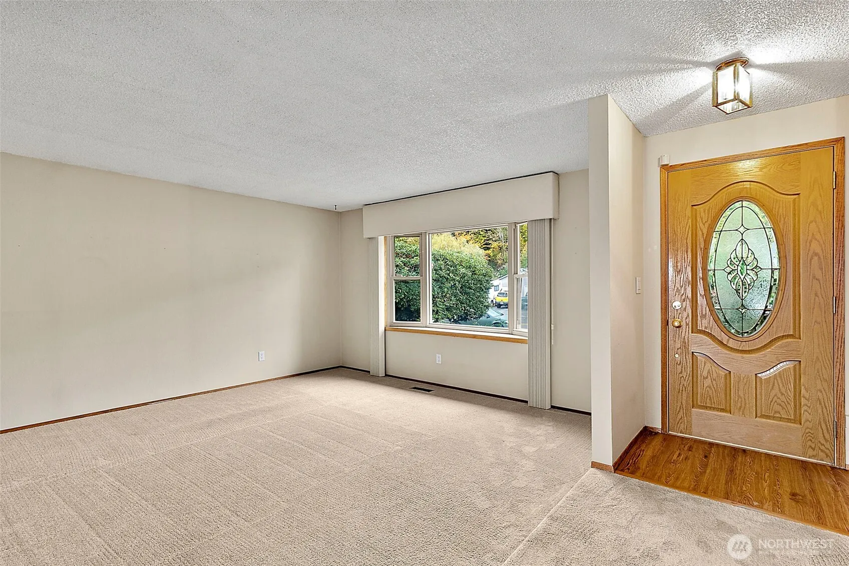 Property photo for 1709 Riverview Drive Ne, Auburn photo 4