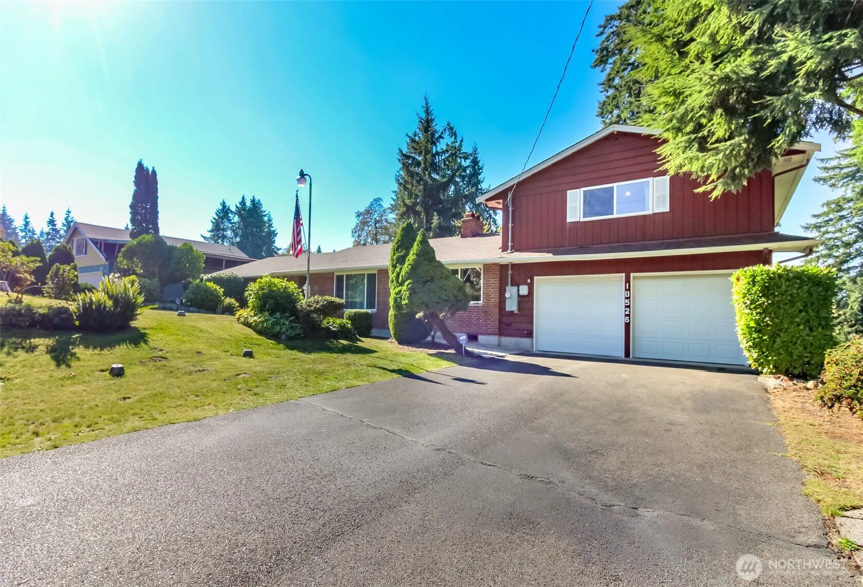 Property photo for 10526 Wauna Street Sw, Lakewood photo 2