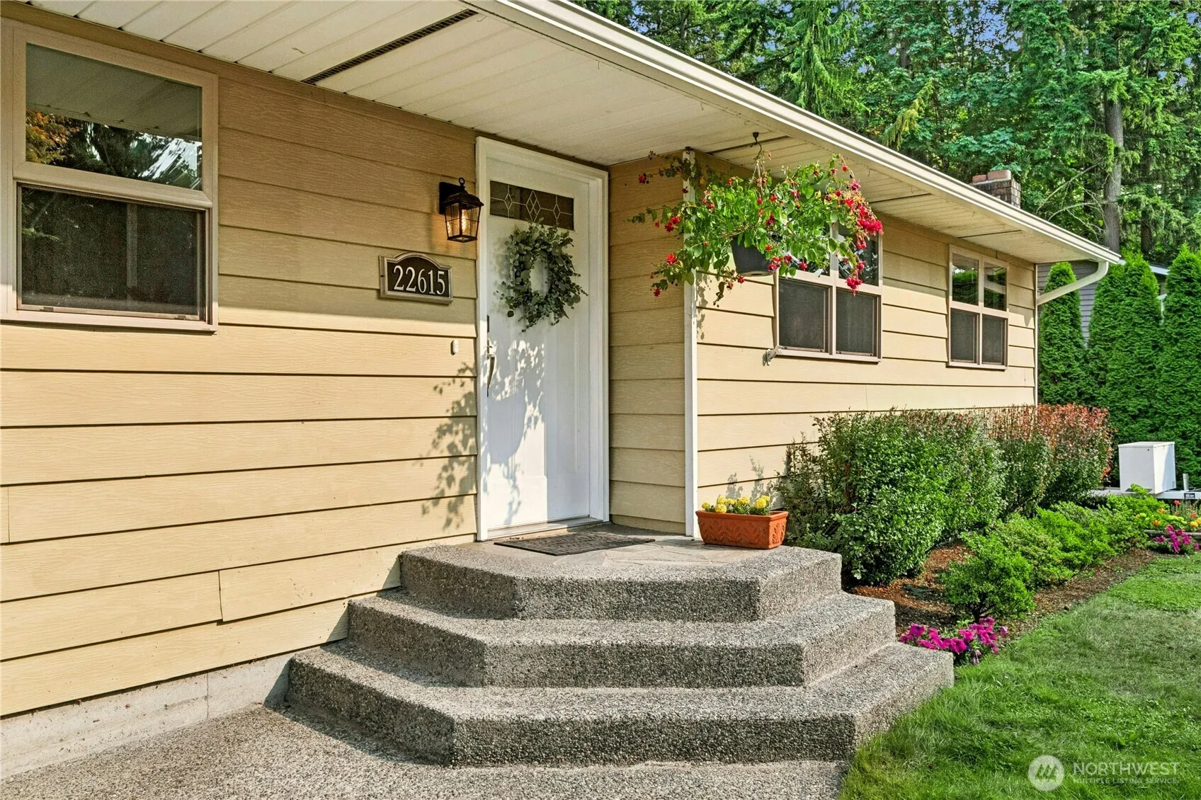 Property photo for 22615 1st Drive Se, Bothell photo 4