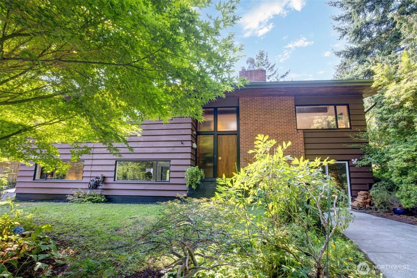 Property photo for 20625 4th Avenue Sw, Normandy Park photo 2