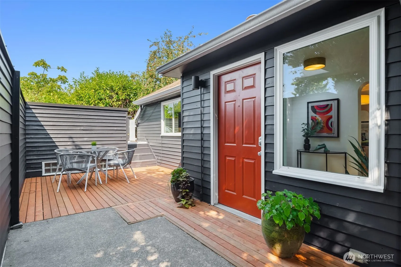 Property photo for 6008 57th Avenue Ne, Seattle photo 2
