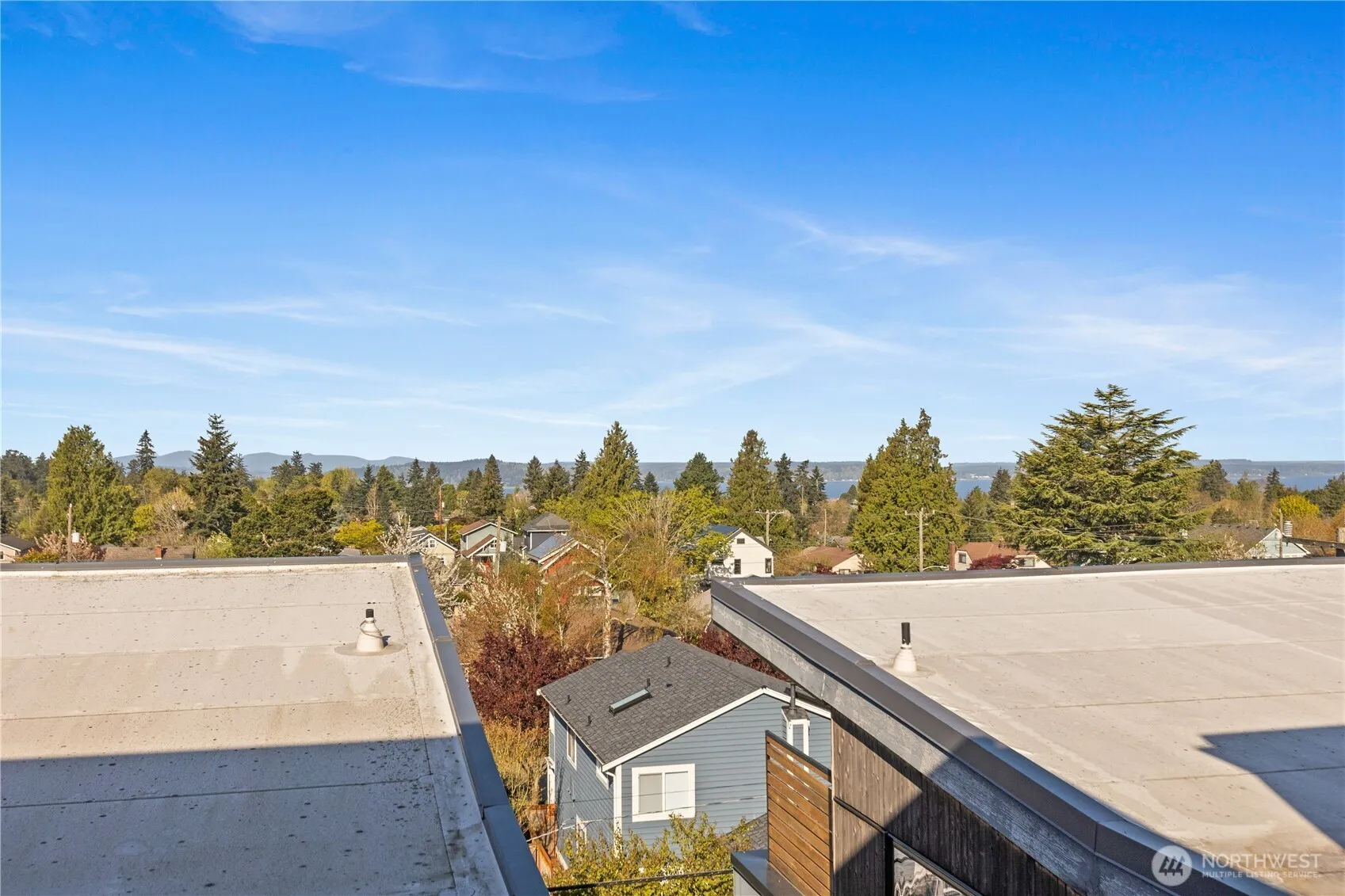 Property photo for 3219 California Avenue Sw #a, Seattle photo 3