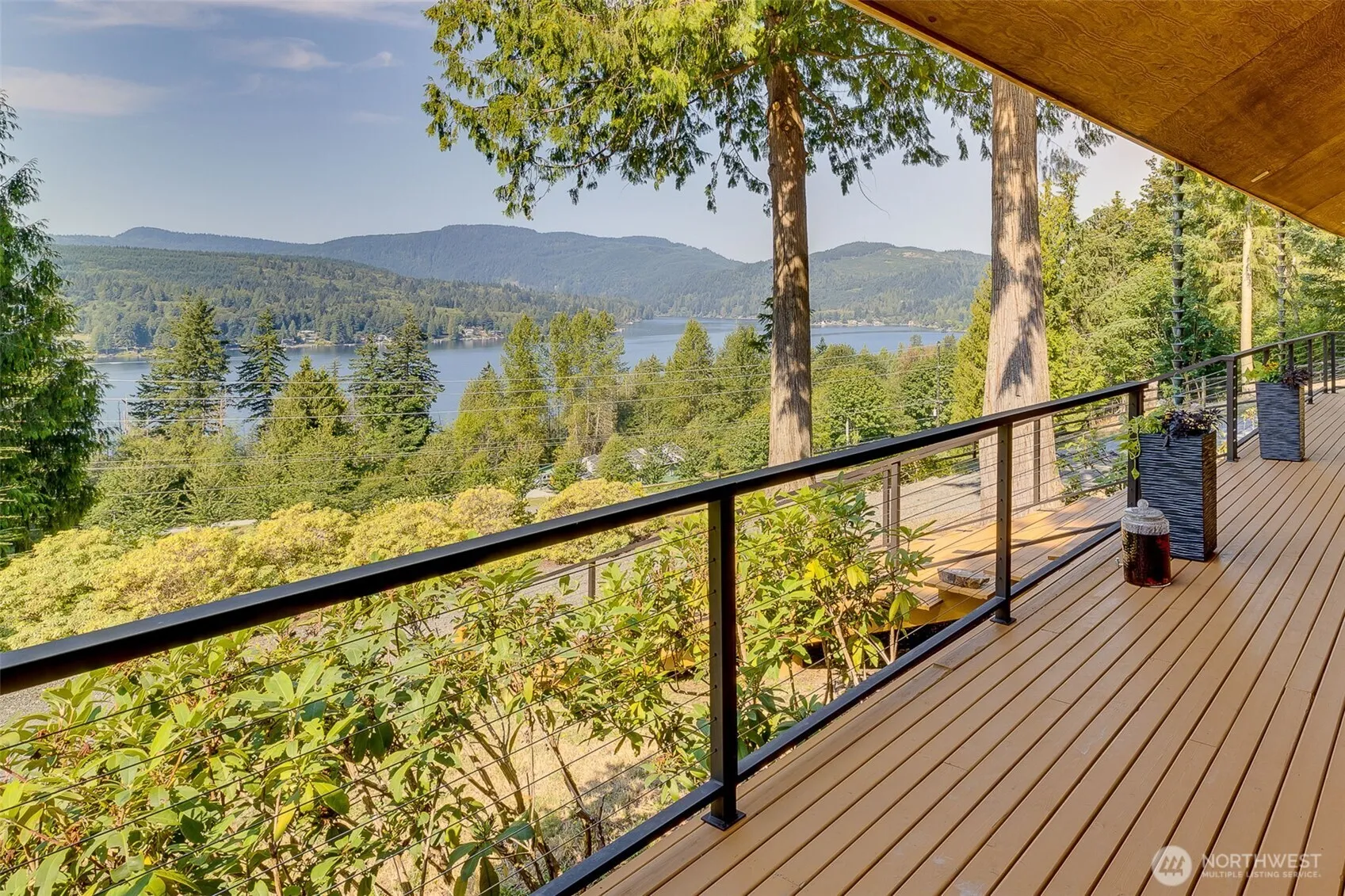 Property photo for 550 Manley Road, Bellingham