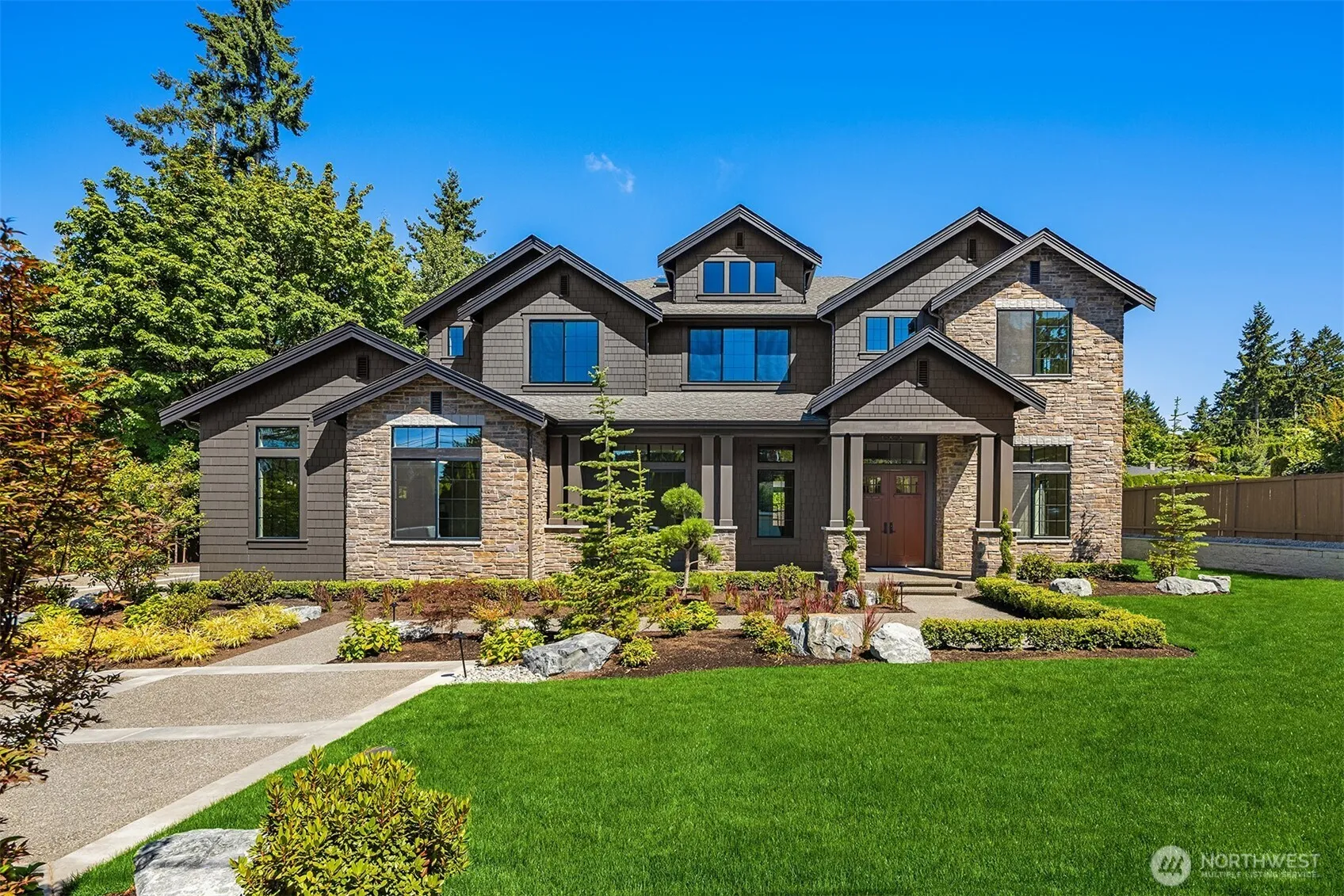 Property photo for 13808 Se 1st Street, Bellevue