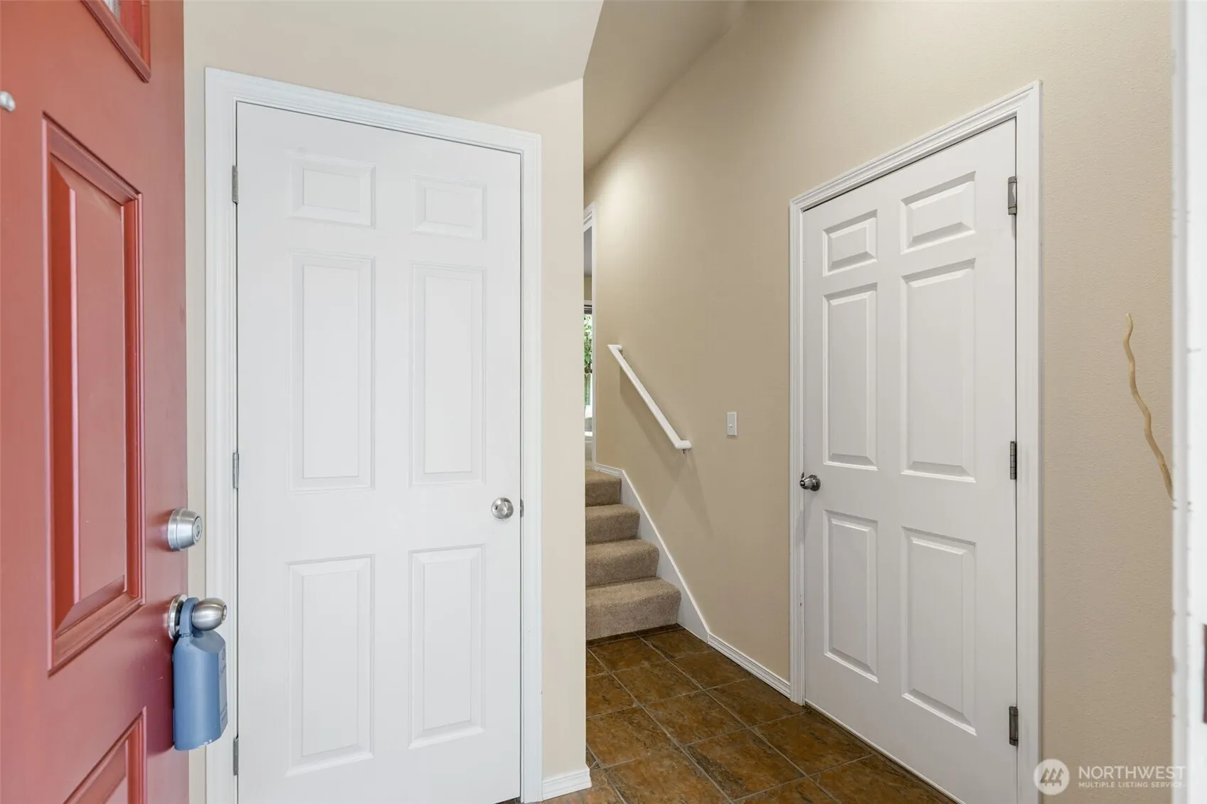 Property photo for 11209 Greenwood Avenue N #a, Seattle photo 3