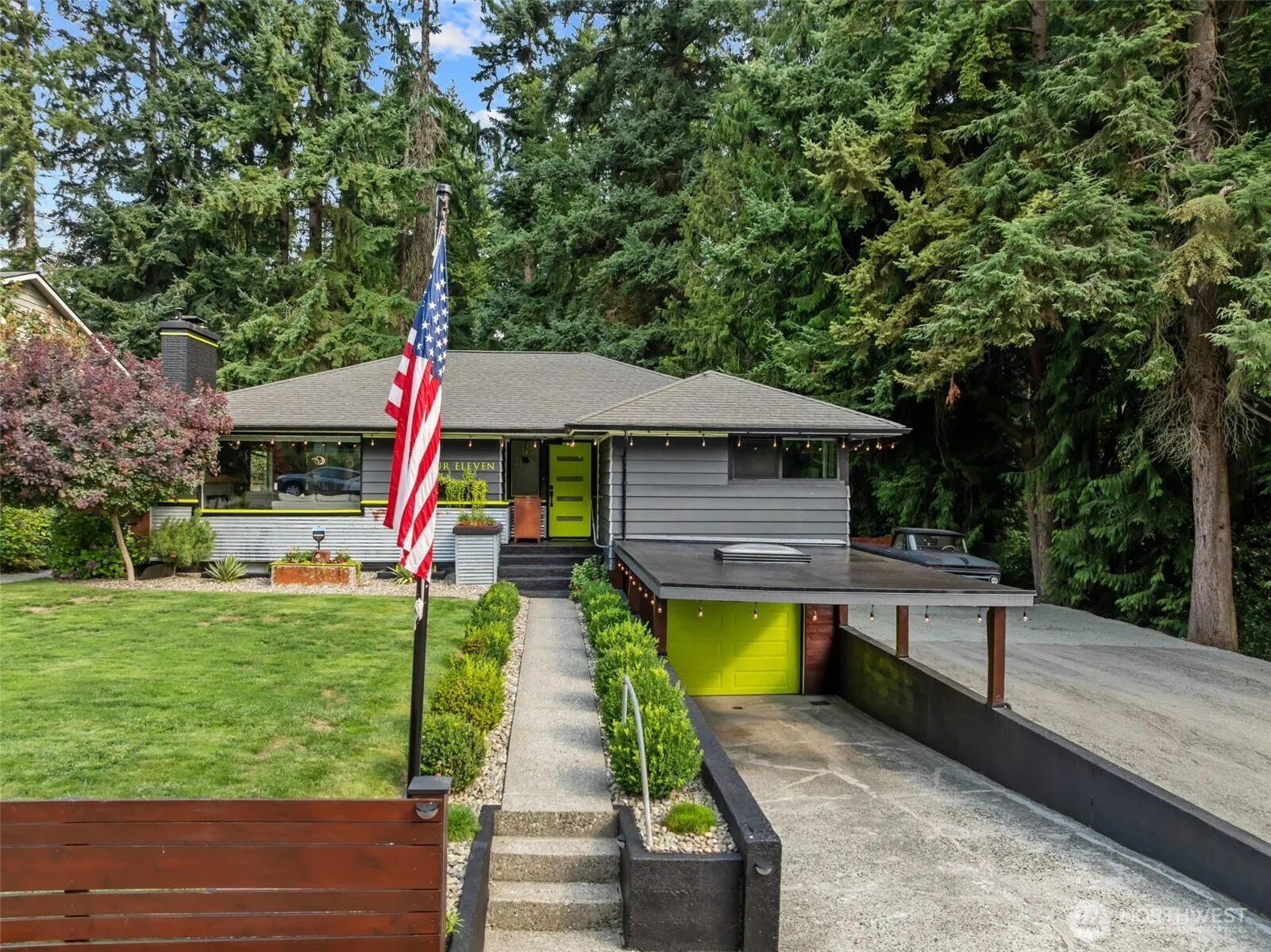 Property photo for 411 58th Street Se, Everett