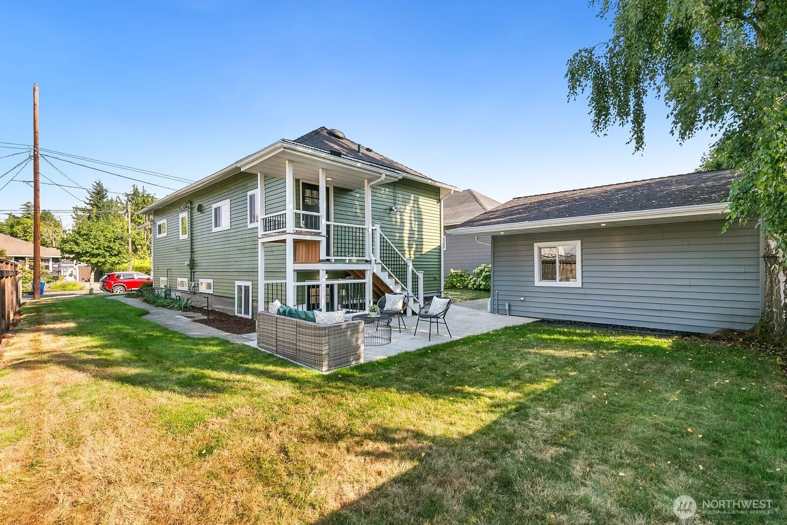 Property photo for 3247 Walnut Ave Sw, Seattle photo 5