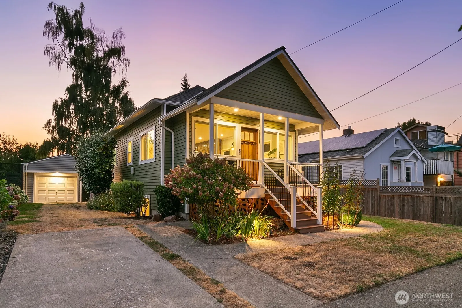 Property photo for 3247 Walnut Ave Sw, Seattle photo 2