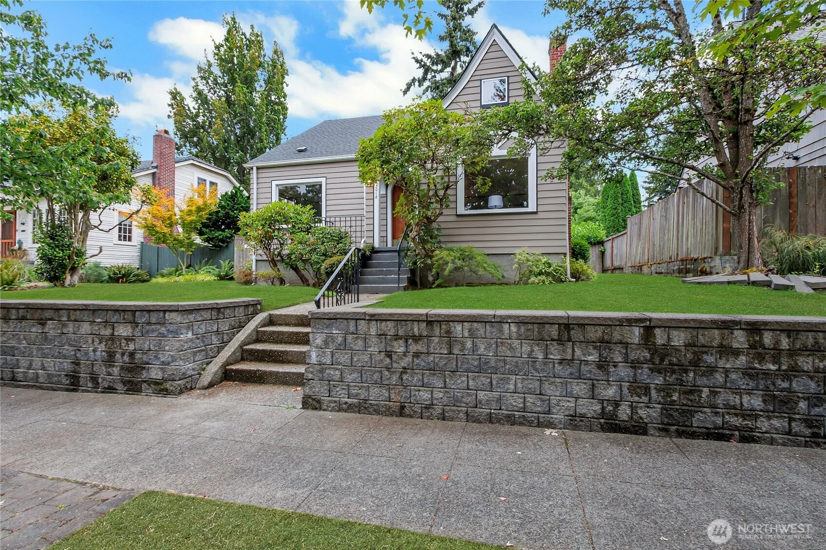 Property photo for 3018 N 13th Street, Tacoma photo 2